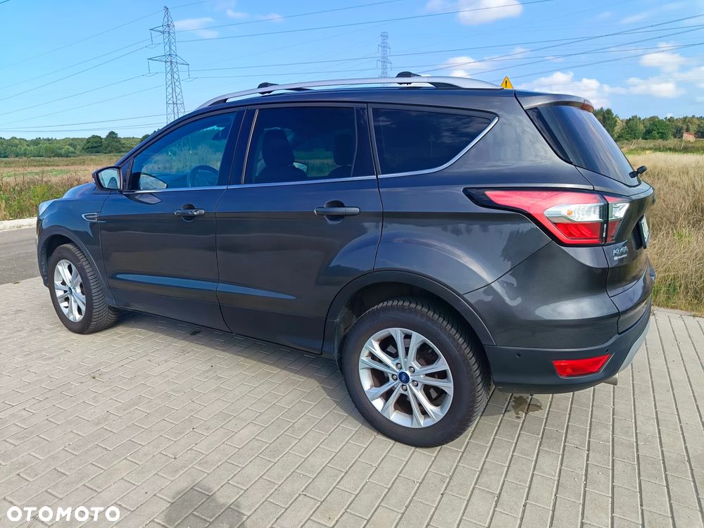 Ford Kuga 1.5 EcoBoost FWD Titanium - 4