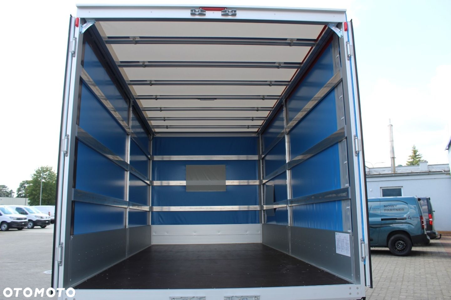 Opel Movano - 10