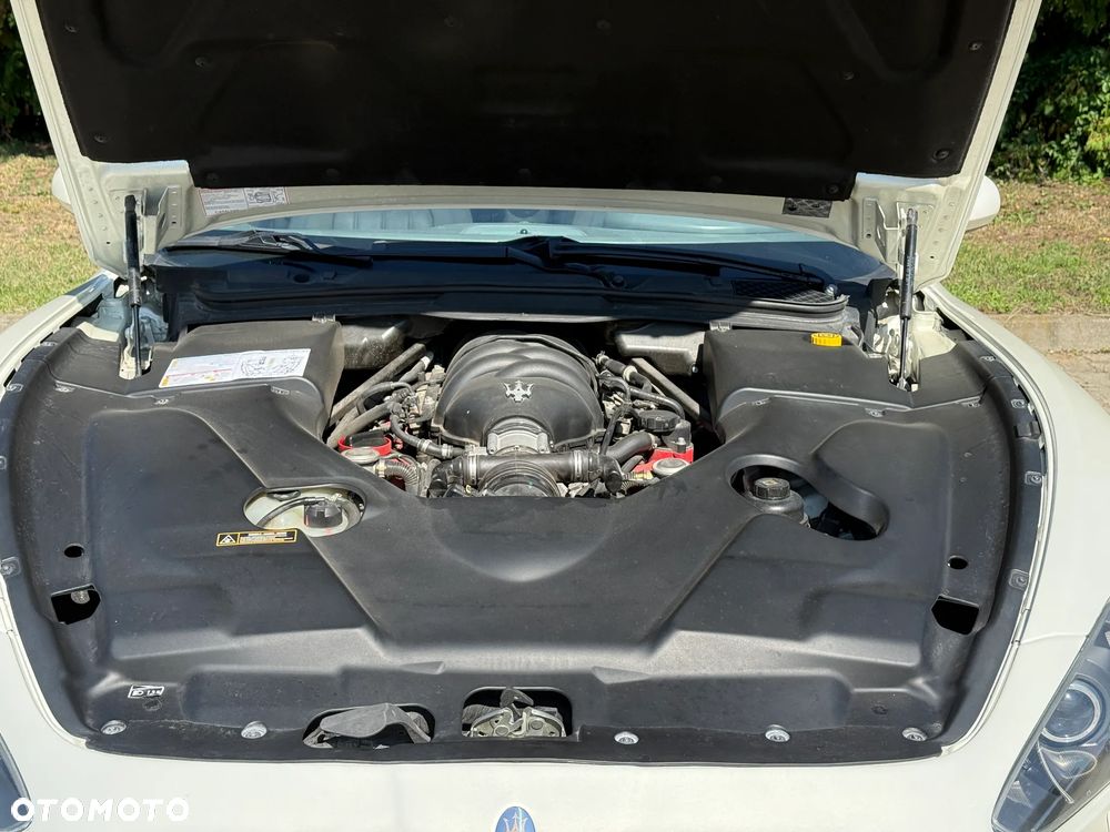 Maserati GranCabrio - 25