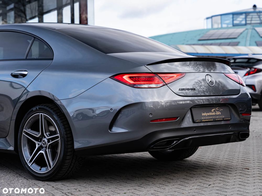Mercedes-Benz CLS 300 d 4Matic 9G-TRONIC AMG Line - 12