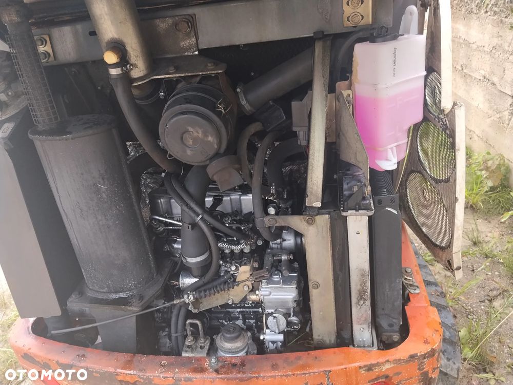 Bobcat Mini koparka Terex tc16 2011 rok 220 motogodzin - 3