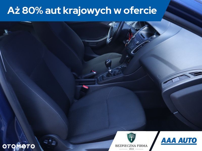 Ford Focus SW - 11