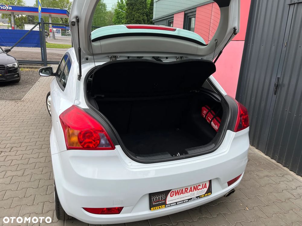 Kia ProCeed 1.6 CVVT Vision - 36