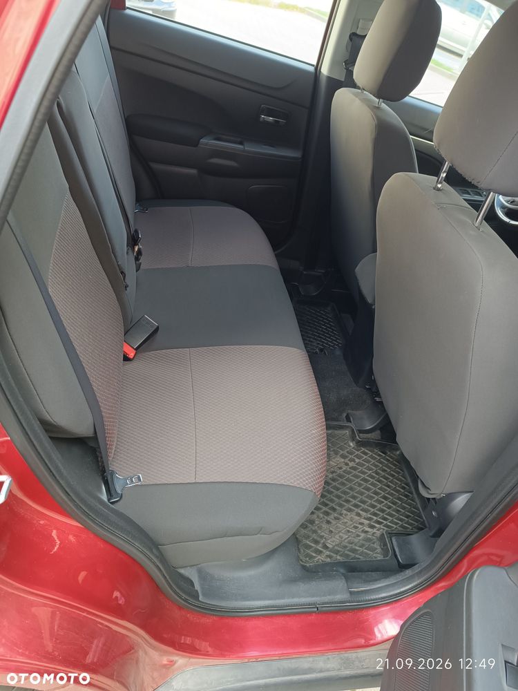 Mitsubishi ASX - 14