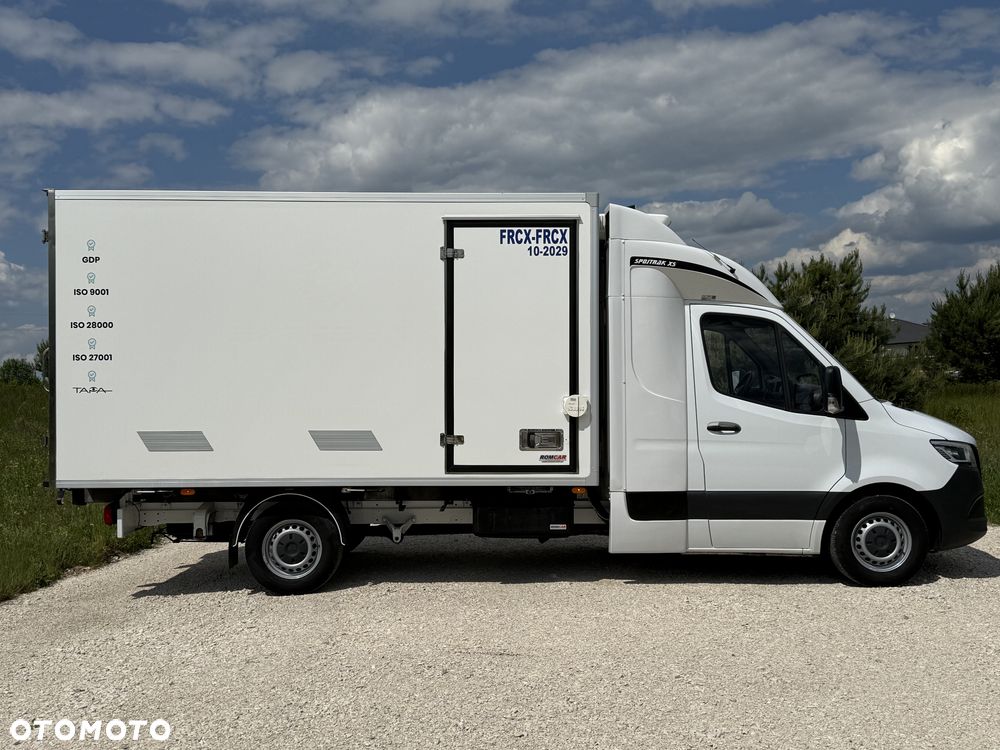 Mercedes-Benz Sprinter - 3