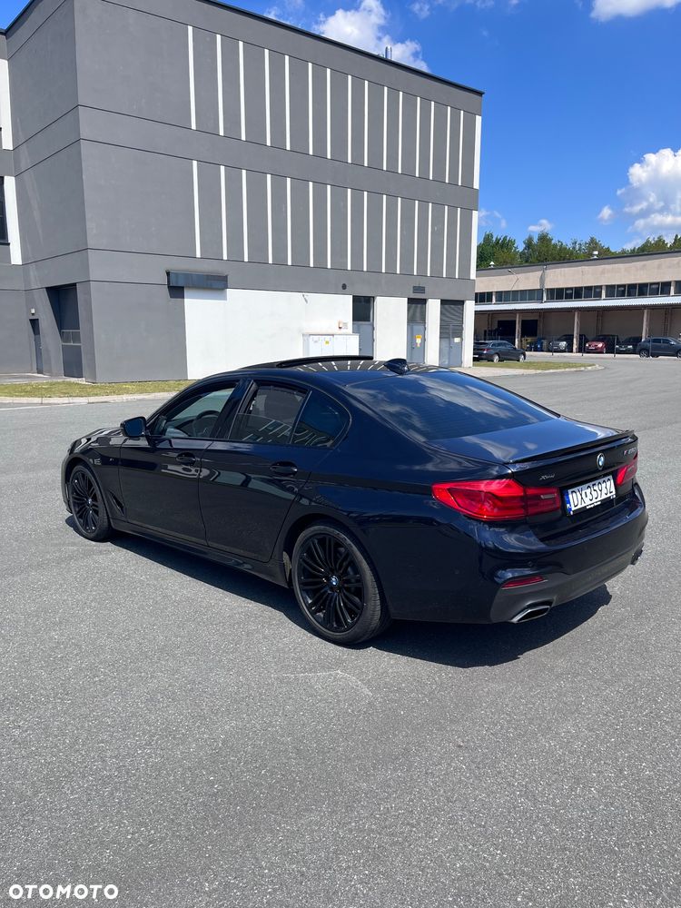 BMW Seria 5 530i xDrive M Sport Edition - 13