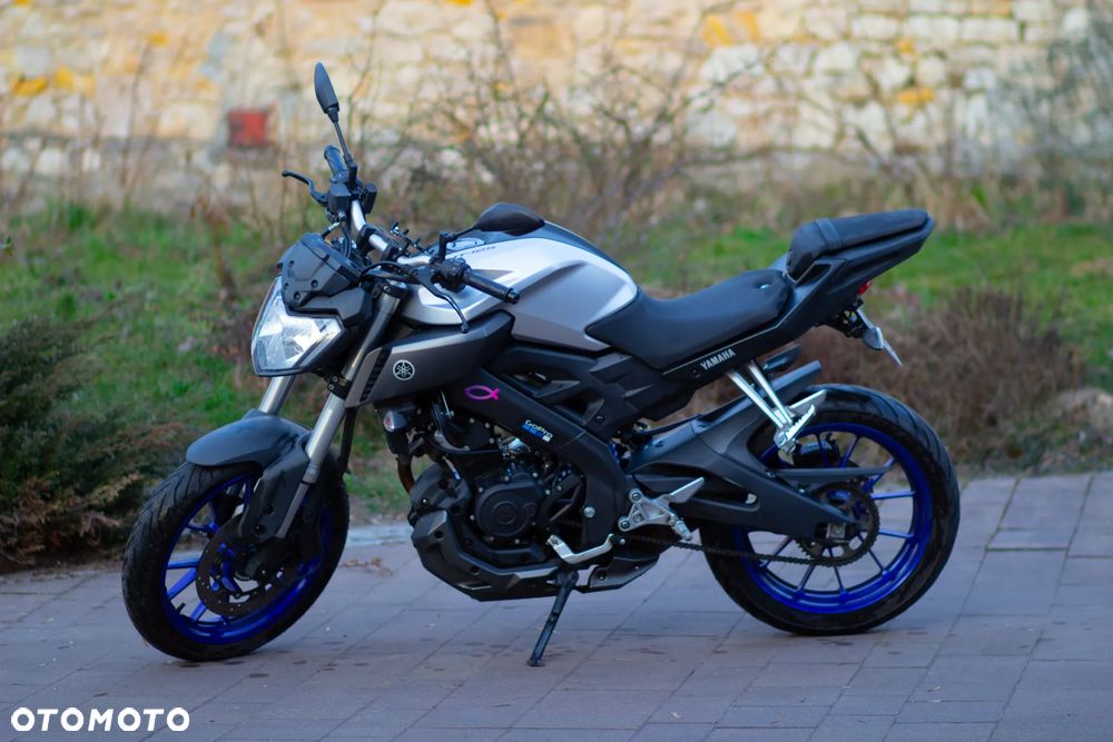 Yamaha MT - 8