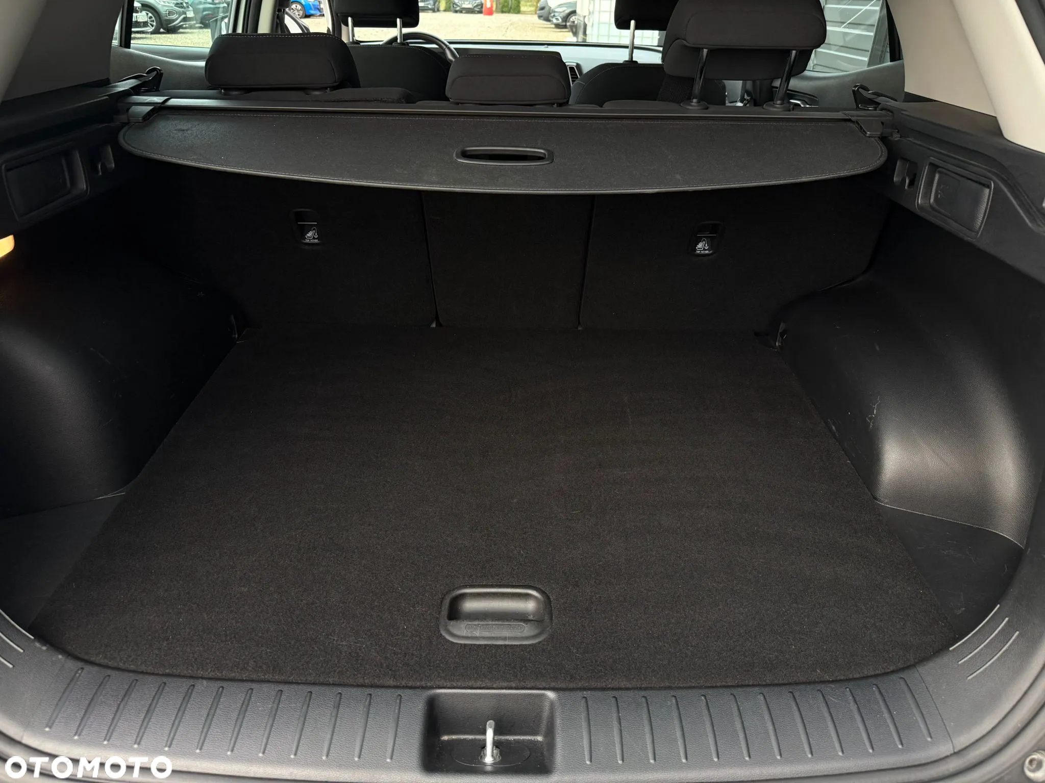 Kia Sportage - 13
