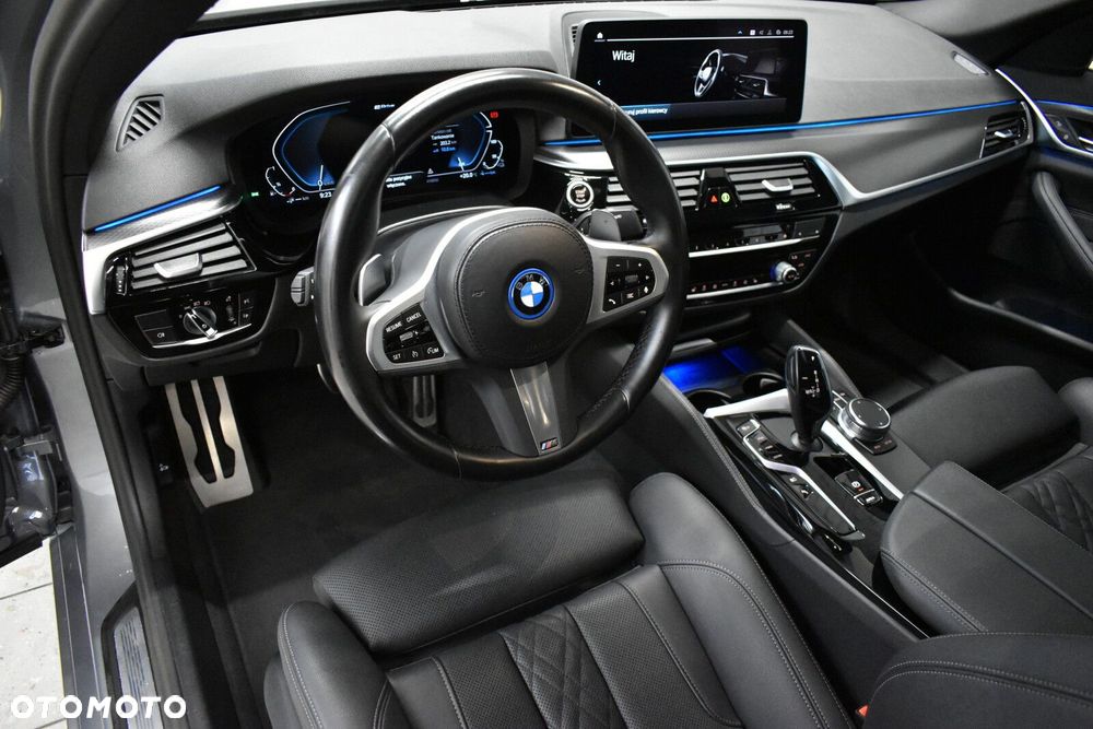 BMW Seria 5 530e xDrive M Sport sport - 4