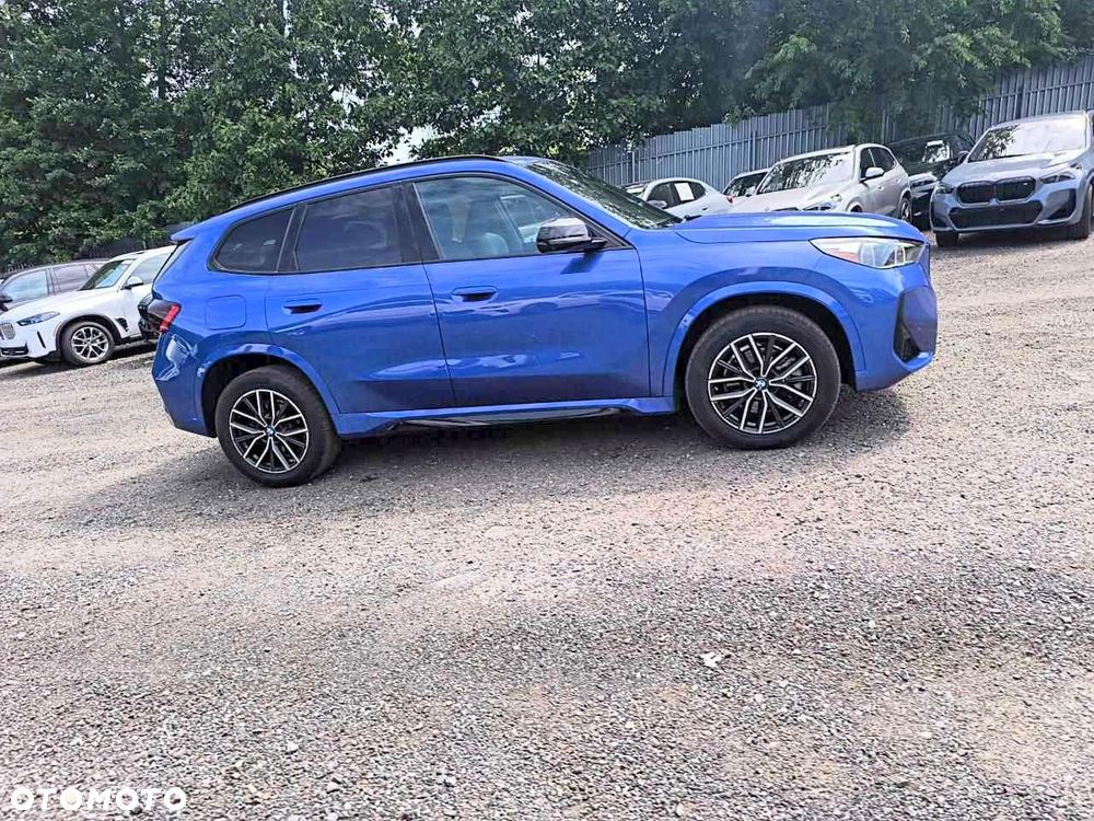 BMW X1 xDrive23i M Sportpaket - 3