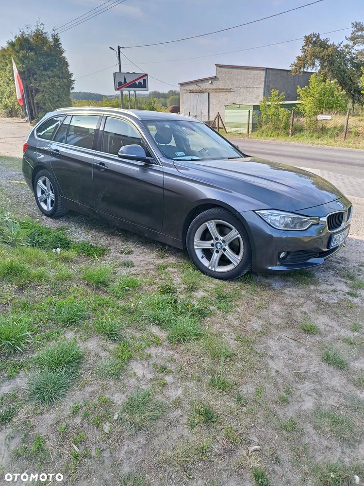 BMW Seria 3 318d - 6