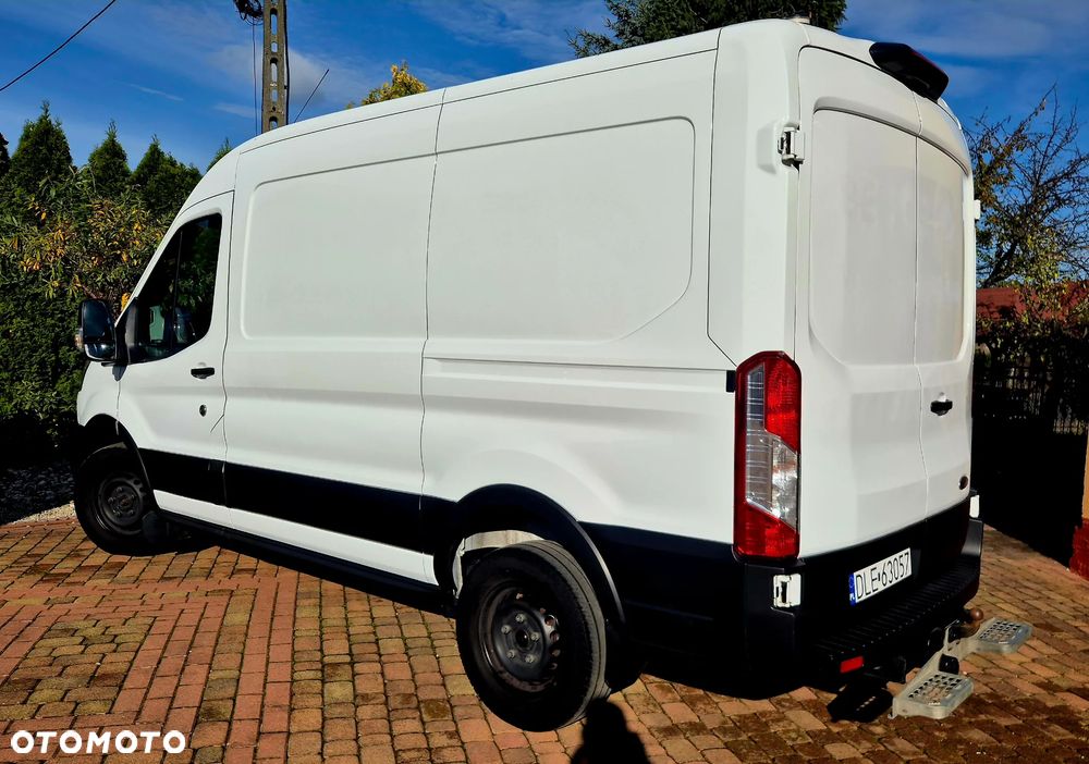 Ford Transit - 24