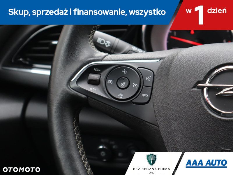Opel Insignia - 17