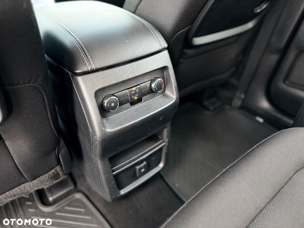 Ford Galaxy 2.0 TDCi Bi-Turbo Titanium PowerShift - 22