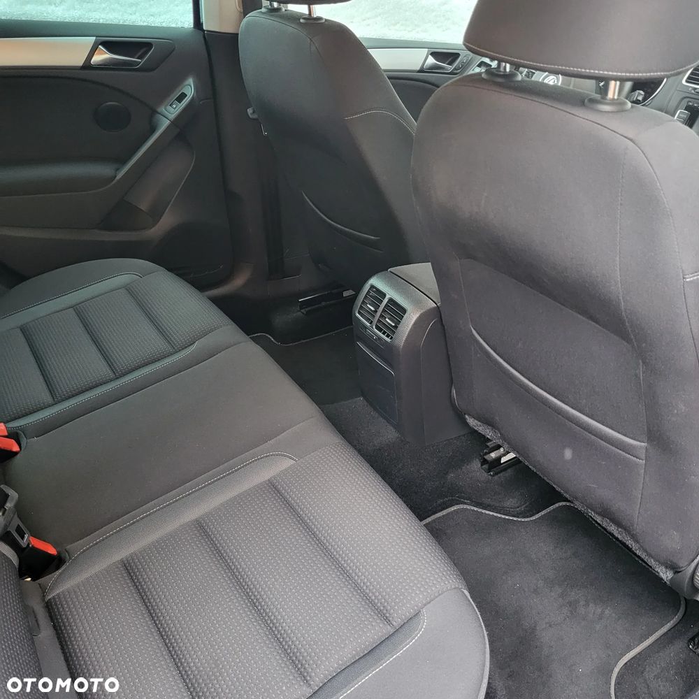 Volkswagen Golf 1.6 TDI DPF Team - 11