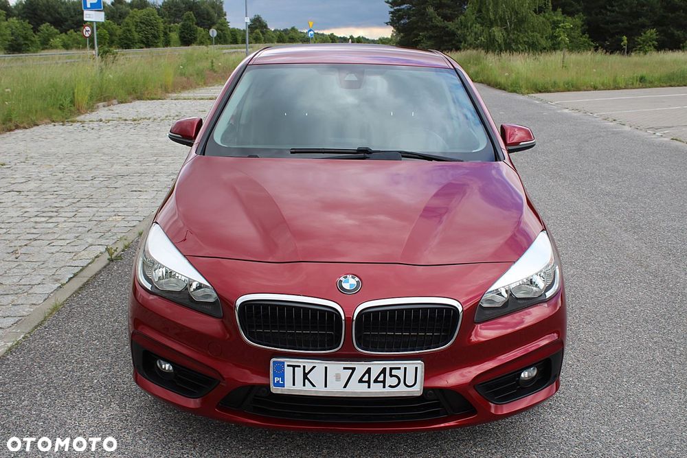 BMW Seria 2 216d - 5