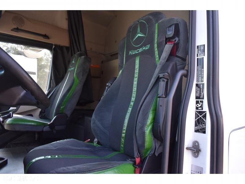 Mercedes-Benz Actros - 22