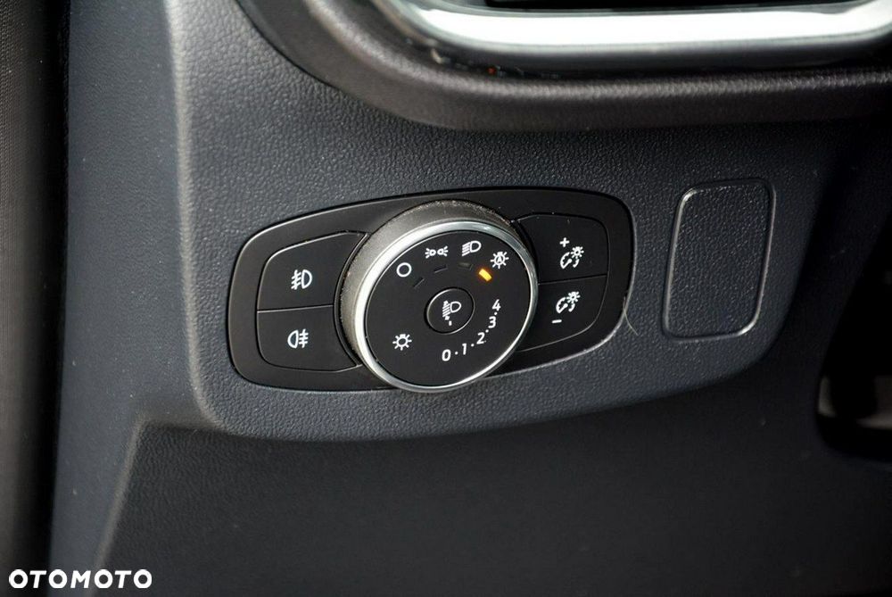 Ford Puma 1.5 EcoBlue TITANIUM - 32