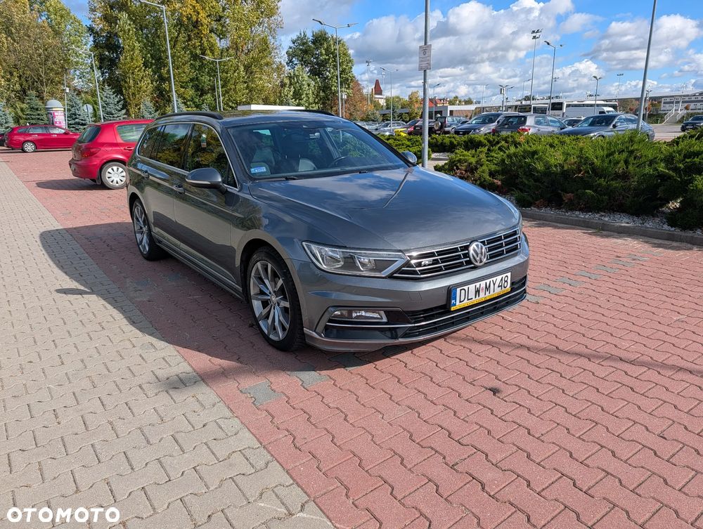 Volkswagen Passat - 2