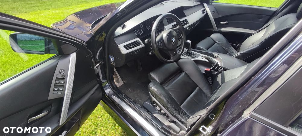 BMW Seria 5 525i - 16