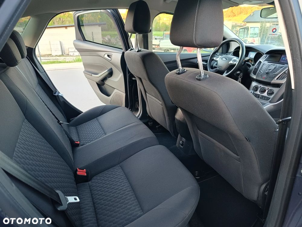 Ford Focus 1.6 TDCi DPF Champions Edition - 36