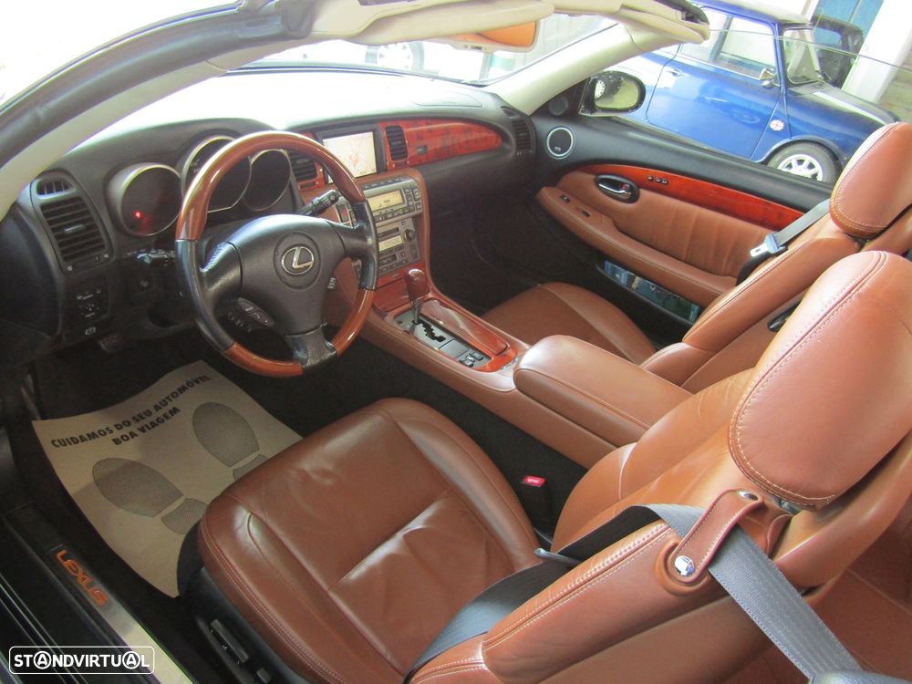 Lexus SC 430 - 9