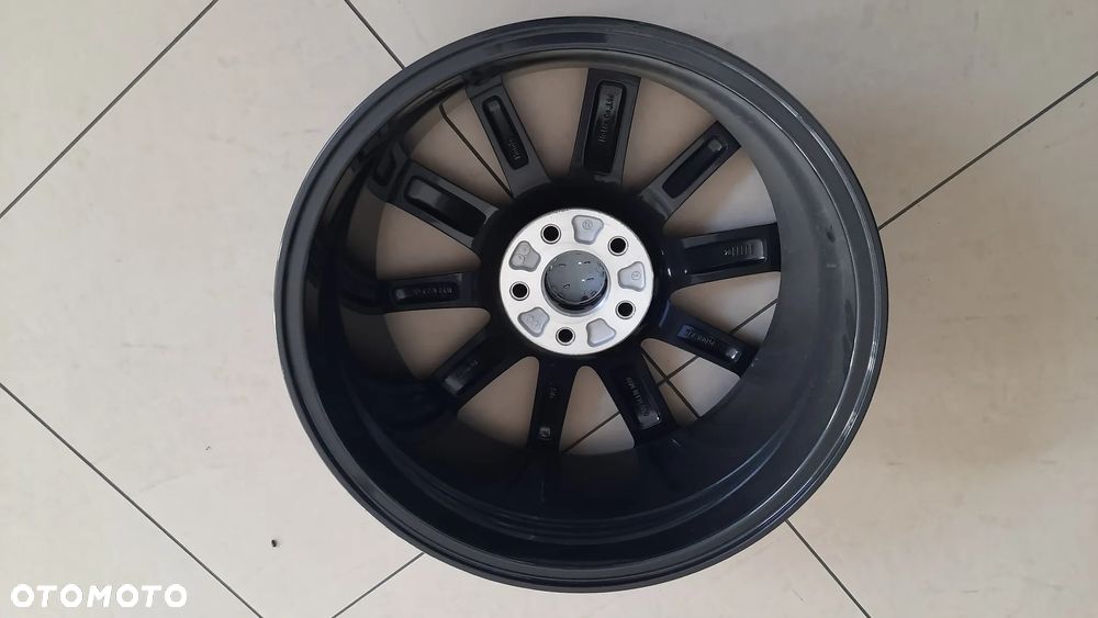 Felga aluminiowa 18", rozstaw 5x114,3 - 4