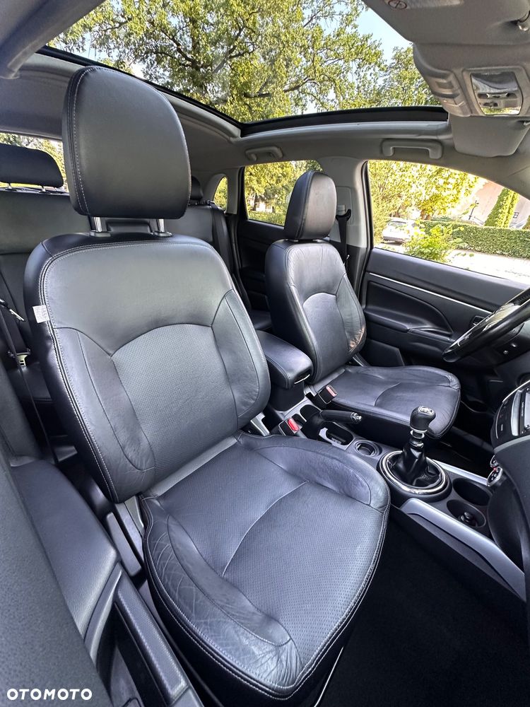Mitsubishi ASX 1.8 DI-D 2WD Instyle - 32