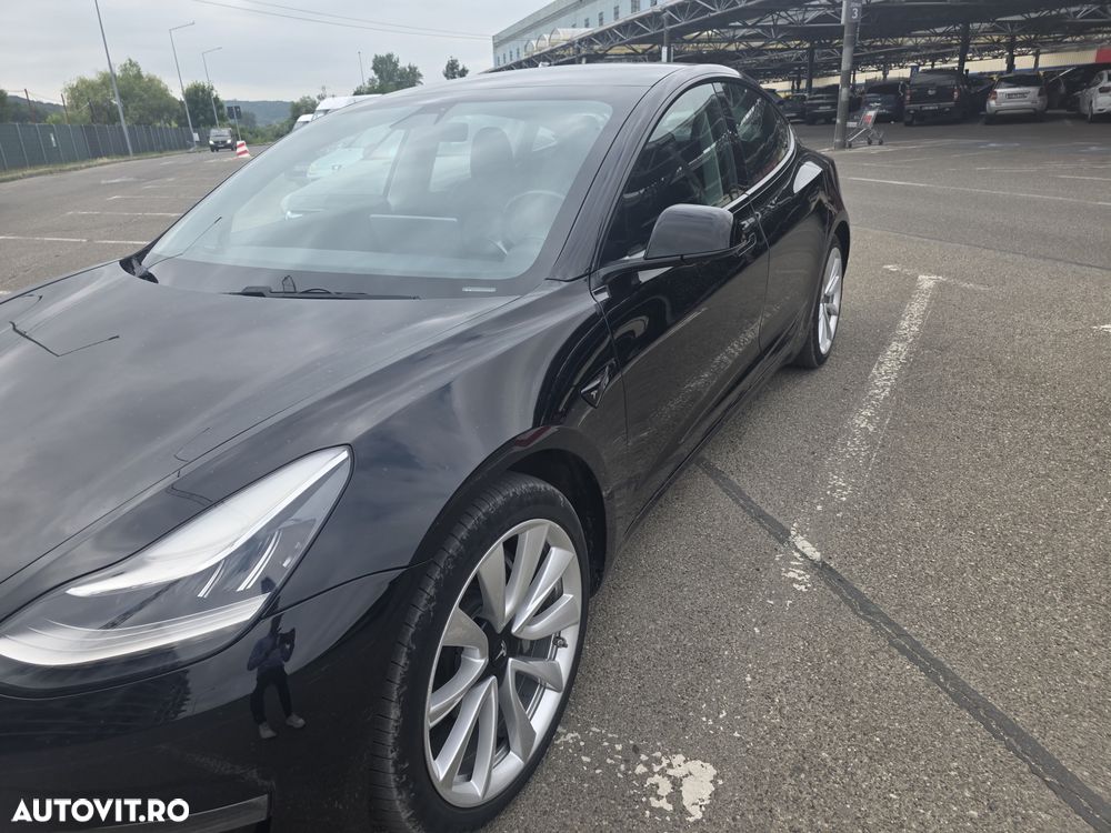Tesla Model 3 - 21