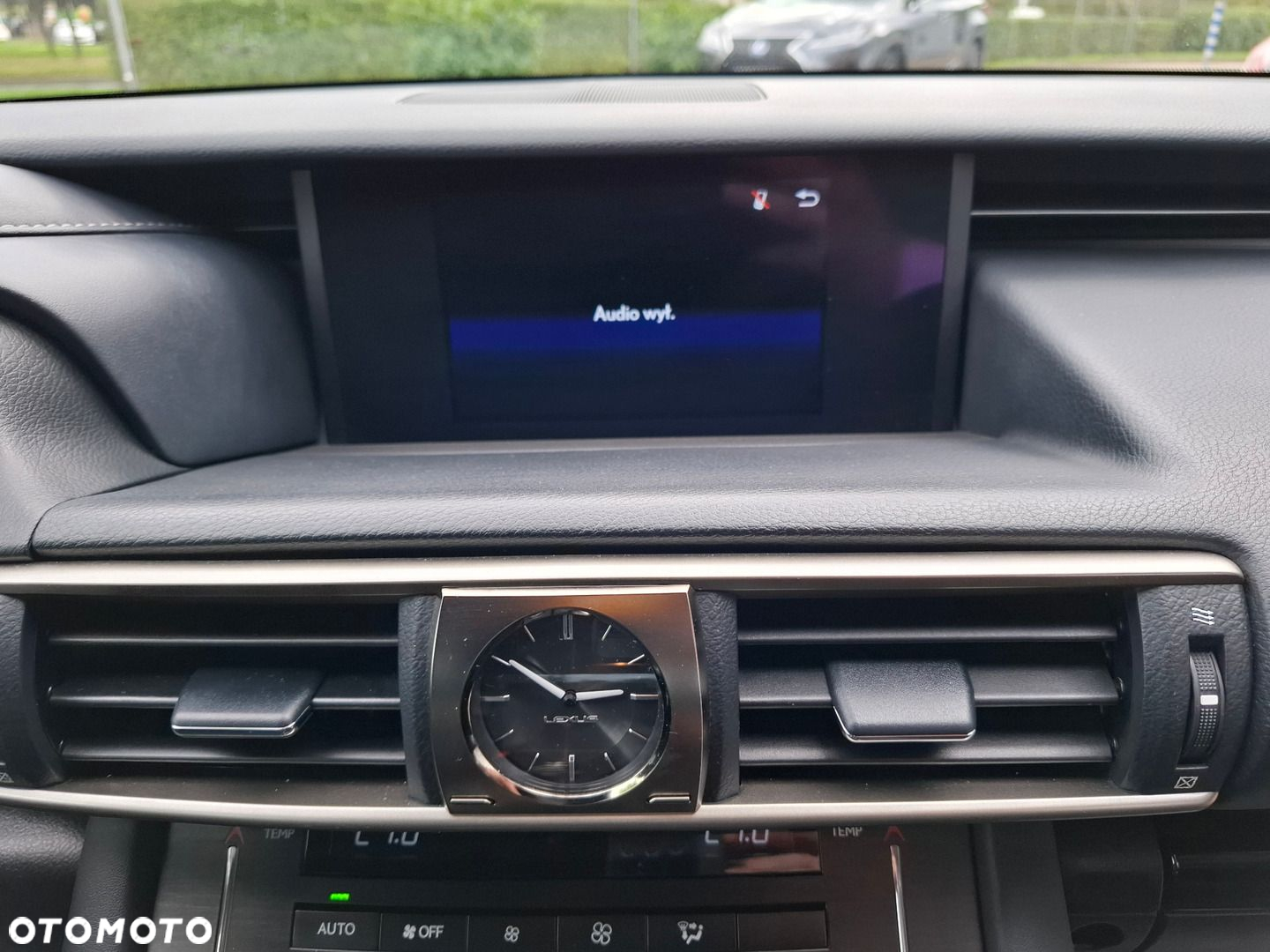 Lexus IS 200t Elegance - 23
