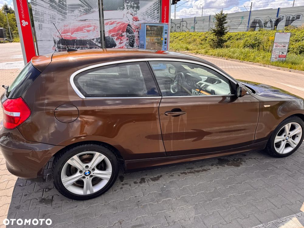 BMW Seria 1 118d DPF - 3