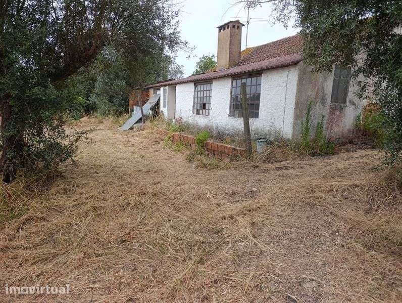 Moradia para reconstrução com projeto de arquitetura aprovado - Grande imagem: 4/9
