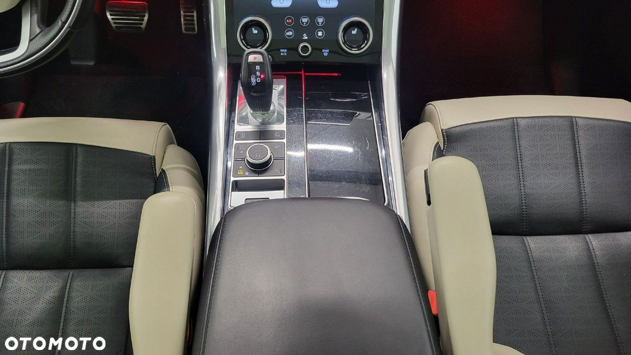 Land Rover Range Rover Sport - 23