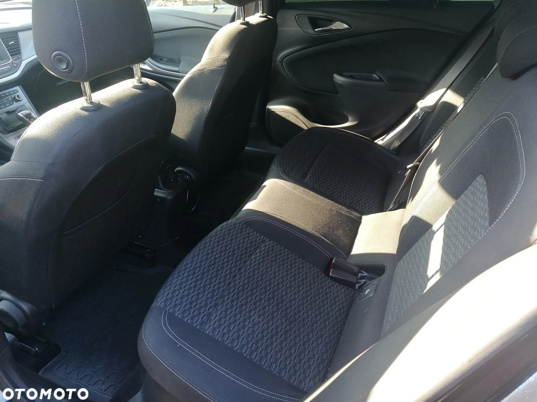 Opel Astra 1.6 D (CDTI) Sports Tourer Business - 24