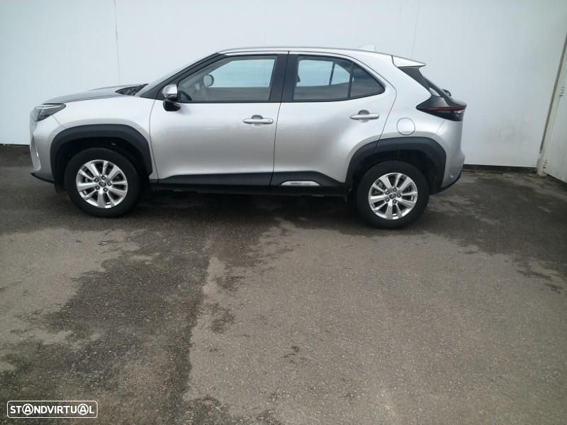 Toyota Yaris Cross 1.5 HDF Comfort Plus - 22