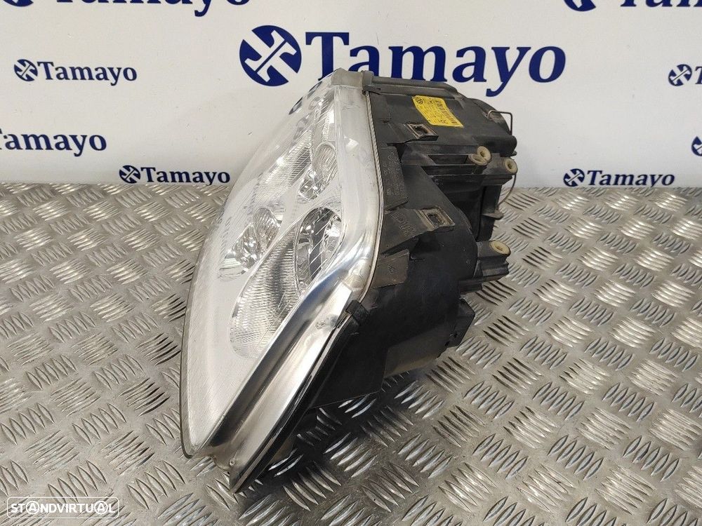FAROL DIREITO VOLKSWAGEN TOURAN 2004 -0301205202 - 3