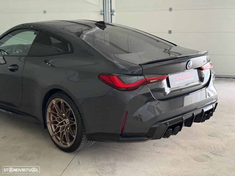 BMW M4 Competition Pack 50 anos M - 36
