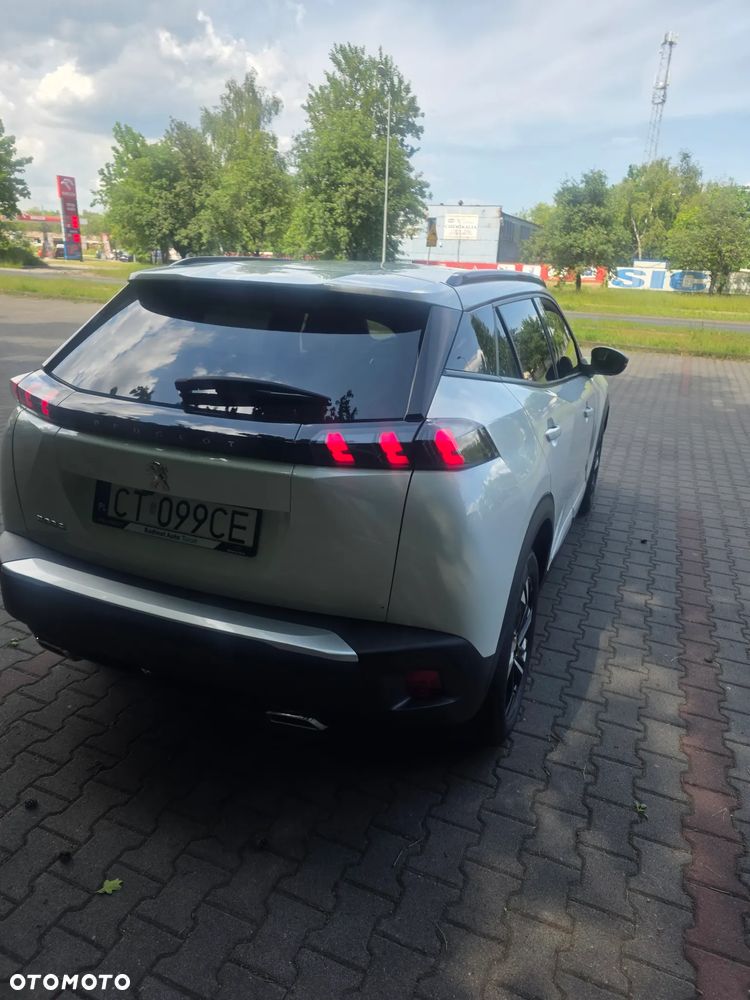 Peugeot 2008 - 9