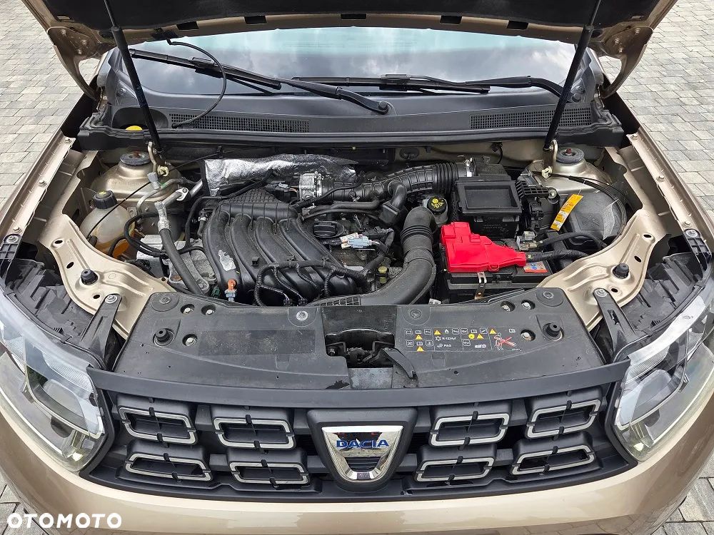 Dacia Duster SCe 115 4x2 Laureate - 29
