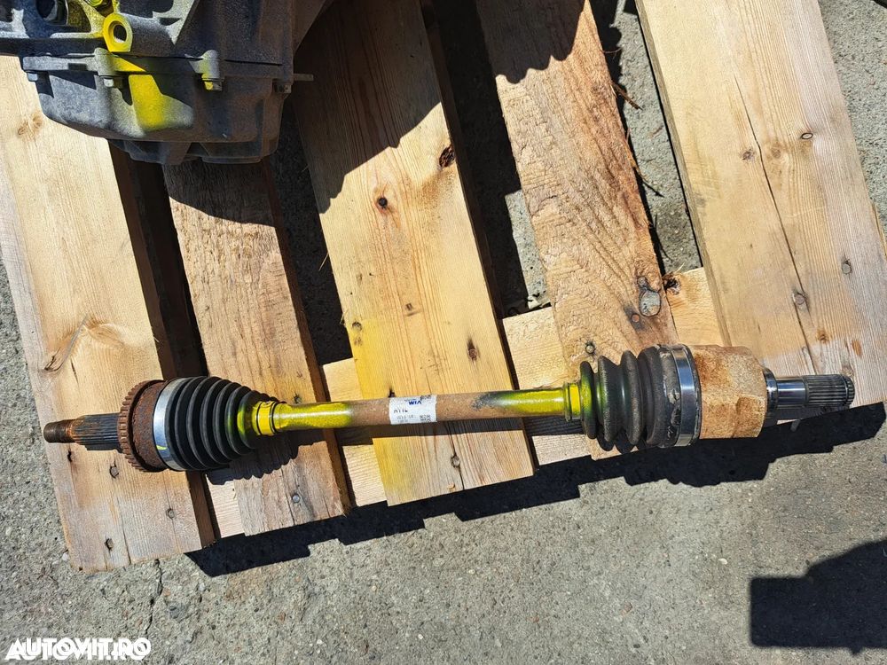 Planetara stanga fata in stare foarte buna originala Kia Ceed JD 1.4gdi 1.6gdi, Hyundai I30 1.4 1.6 cod: 49500-A6300, 49500A6300 - 1