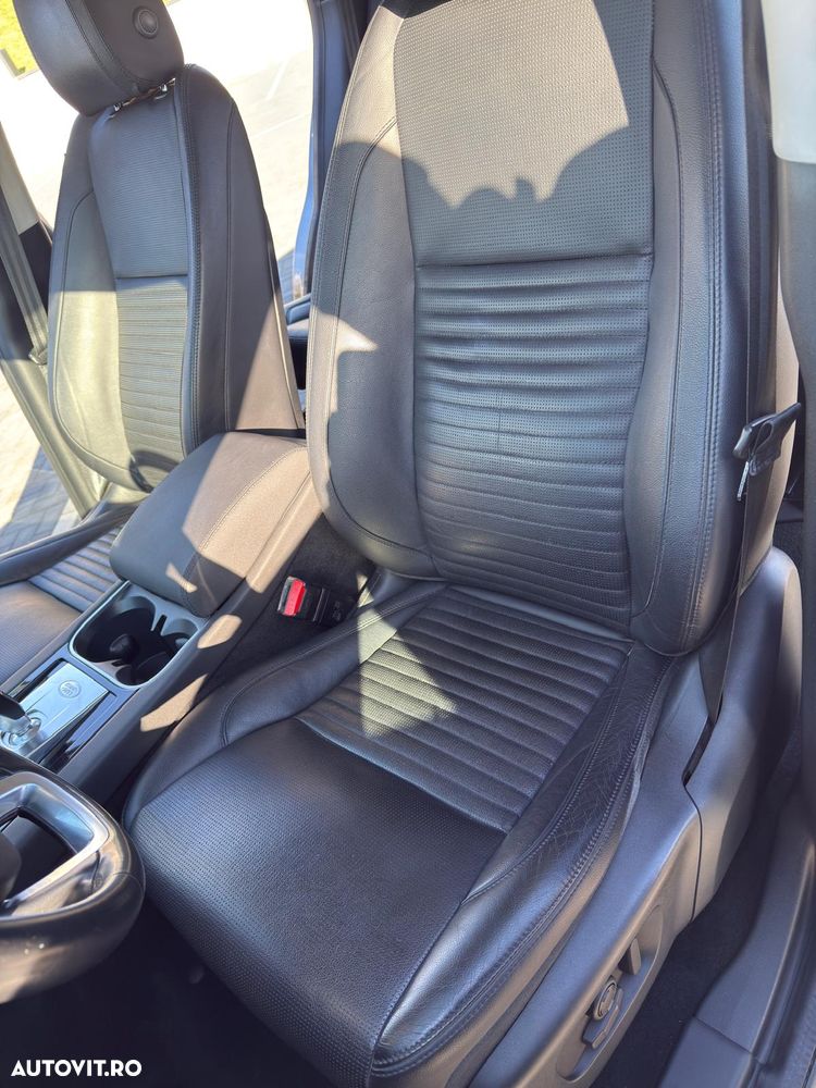 Land Rover Discovery Sport 2.0 D150 MHEV - 8