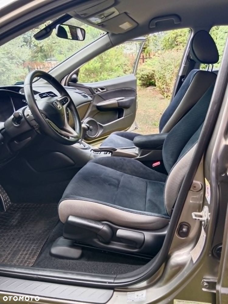 Honda Civic 1.8i-VTEC Sport - 14
