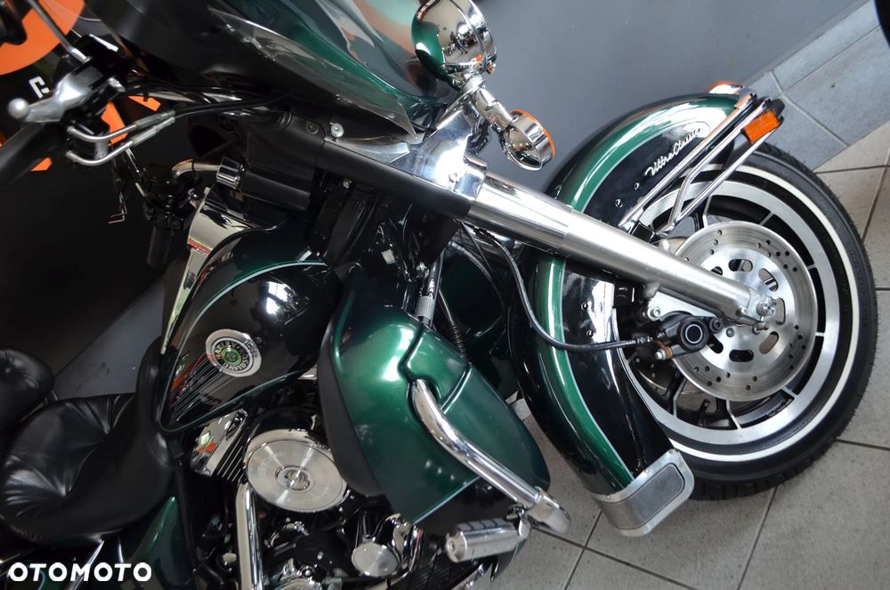 Harley-Davidson FLHT Electra Glide Standard - 9
