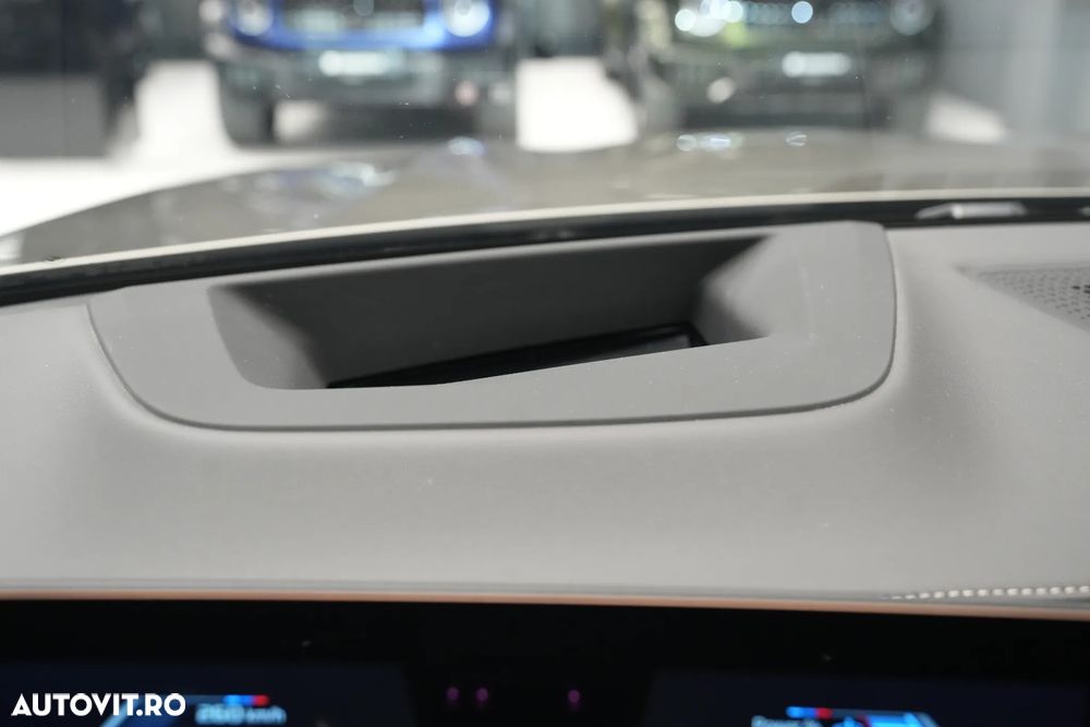 BMW X5 M M60i xDrive - 29