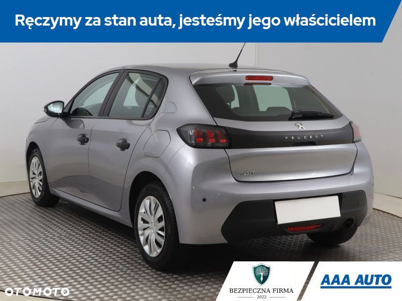 Peugeot 208 - 6