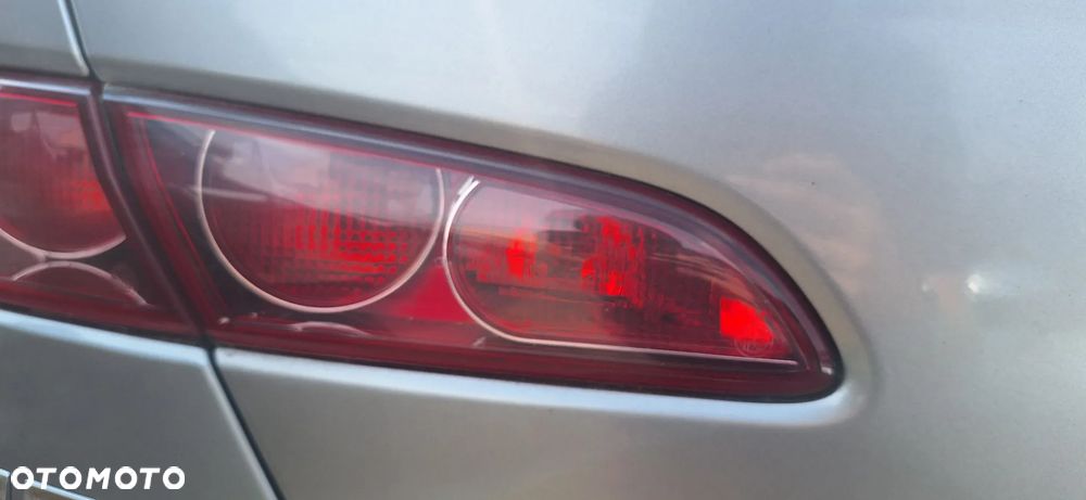 Alfa Romeo 159 Sedan Klapa Bagażnika Tył Tylna Kod Lakieru 651 - 17