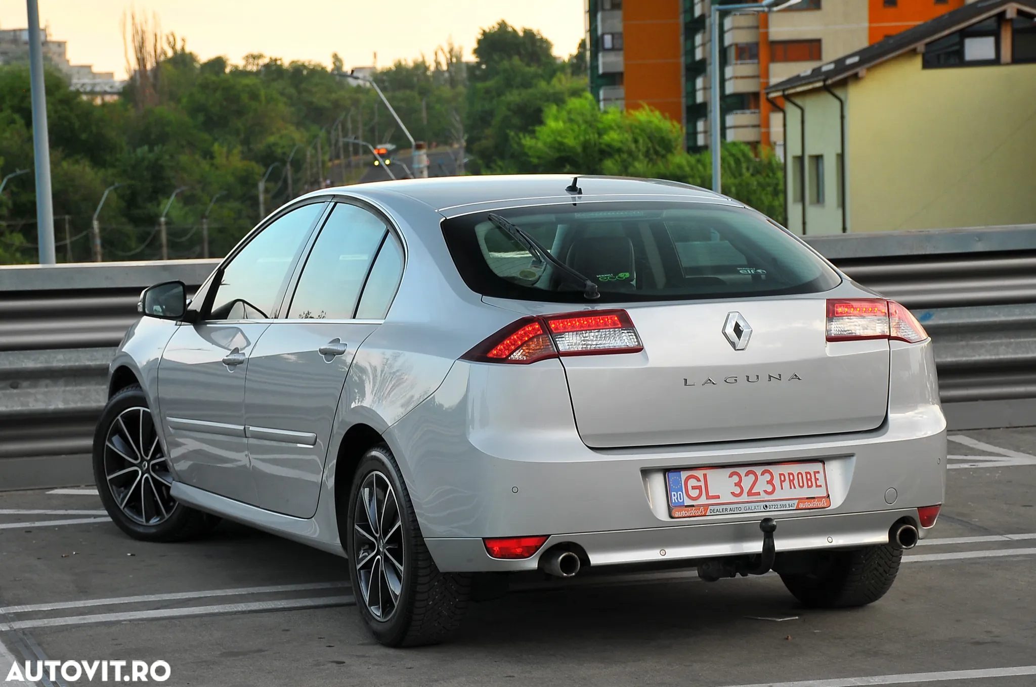 Renault Laguna 2.0 dCi FAP Expression - 12