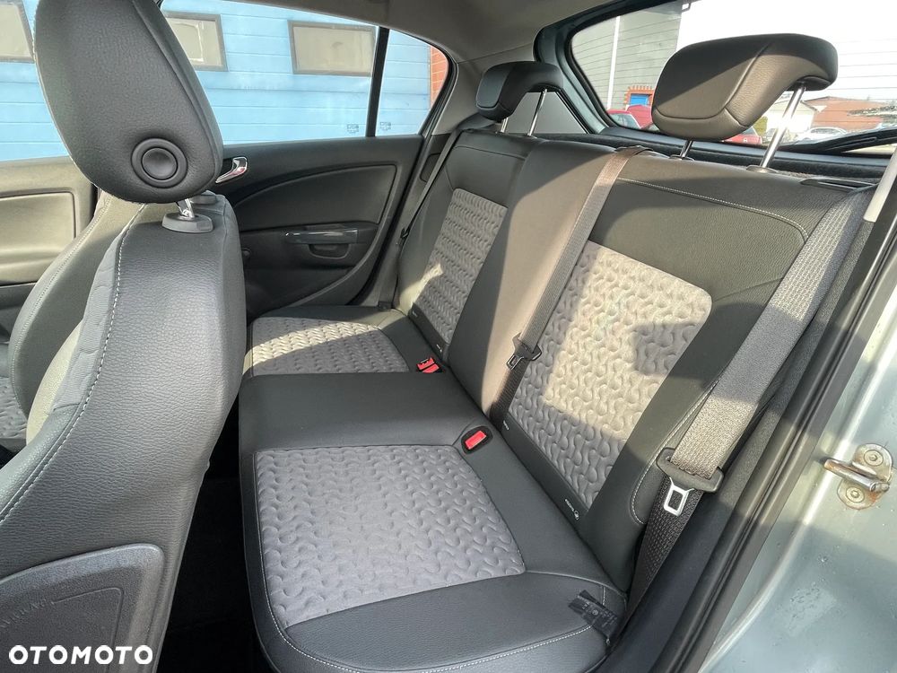 Opel Corsa 1.4 16V Innovation - 17