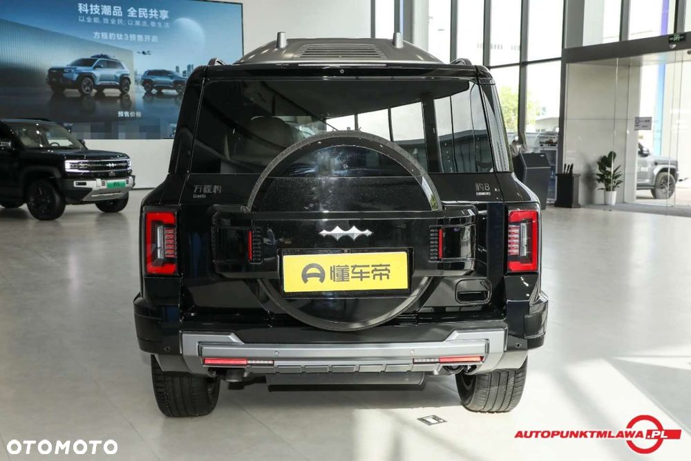 BYD Leopard 8 - 6