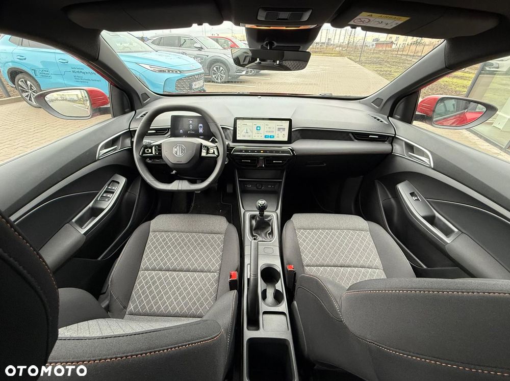 MG MG3 1.5 Excite - 12